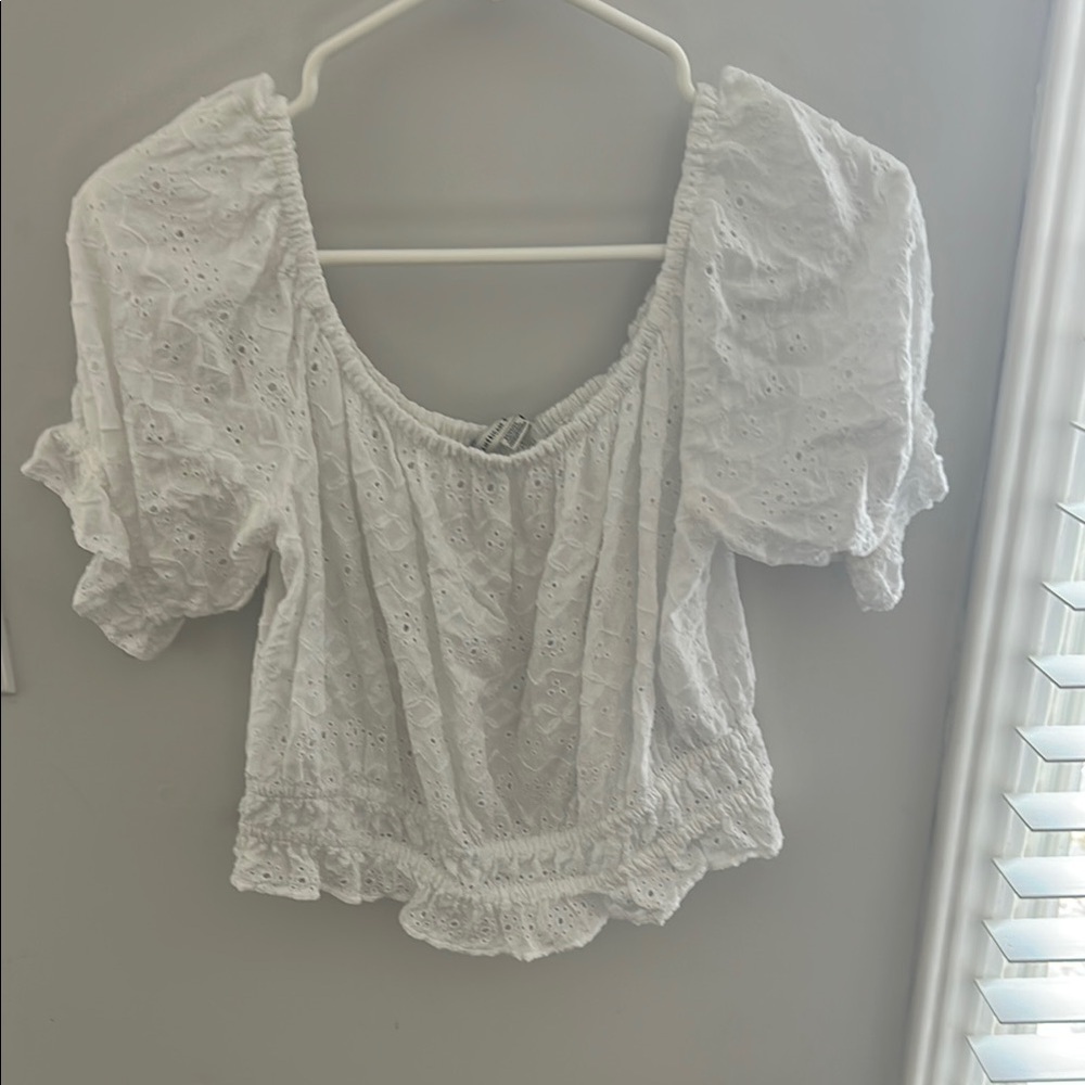 White Eyelet Puff Sleeve Top